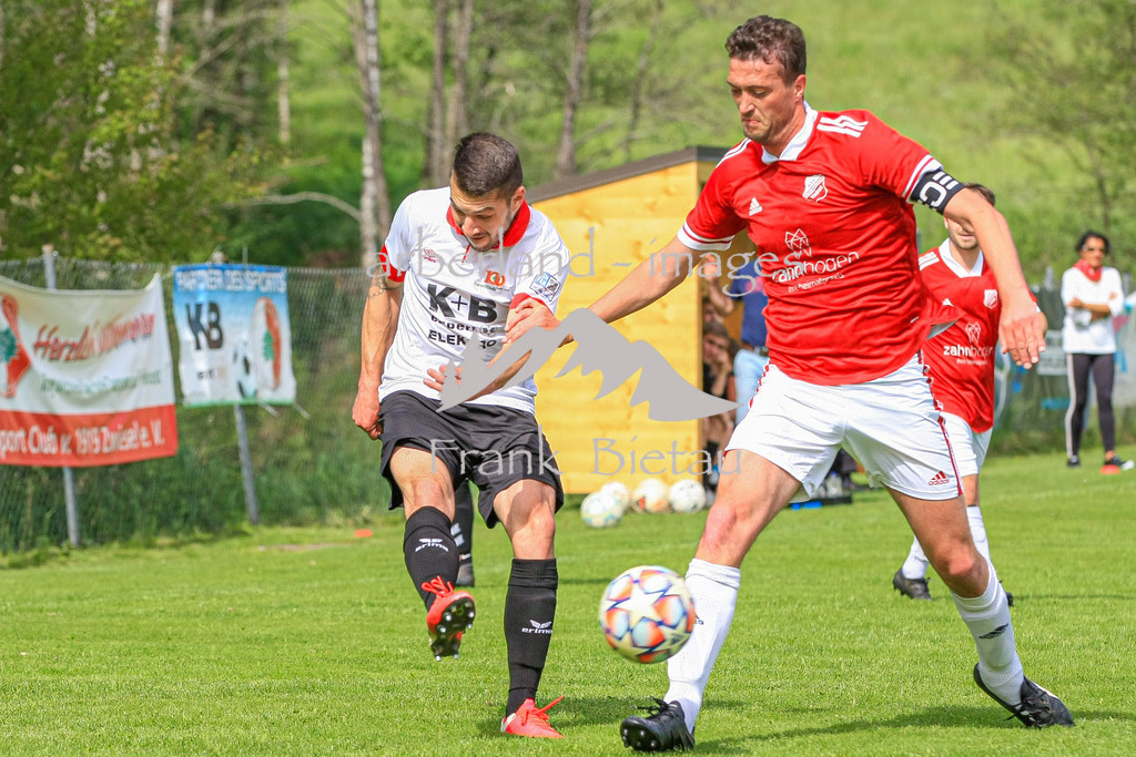 993T0807 | v.l. Denis Sharankov, Maxl Gerl