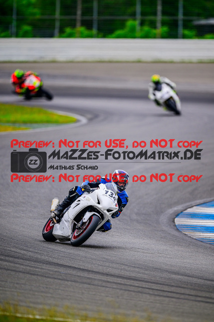 MaZZes_FotoMatrix_240614_6007705_2418 | ROT