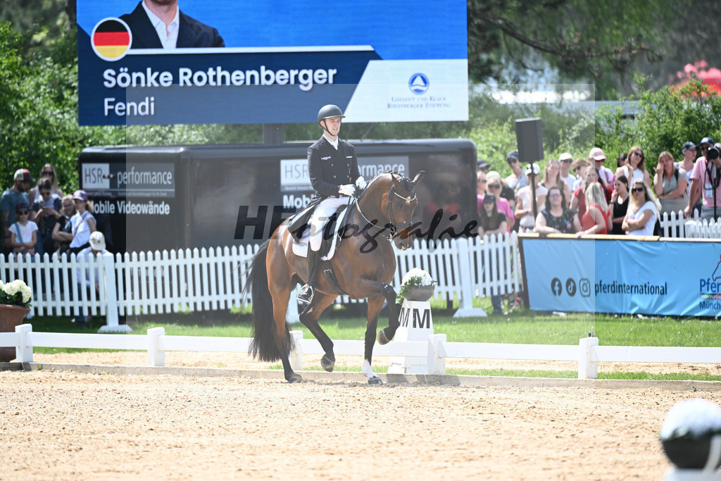 Rothenberger_Fendi_12244318 | hf-fotografie - Realisiert mit Pictrs.com