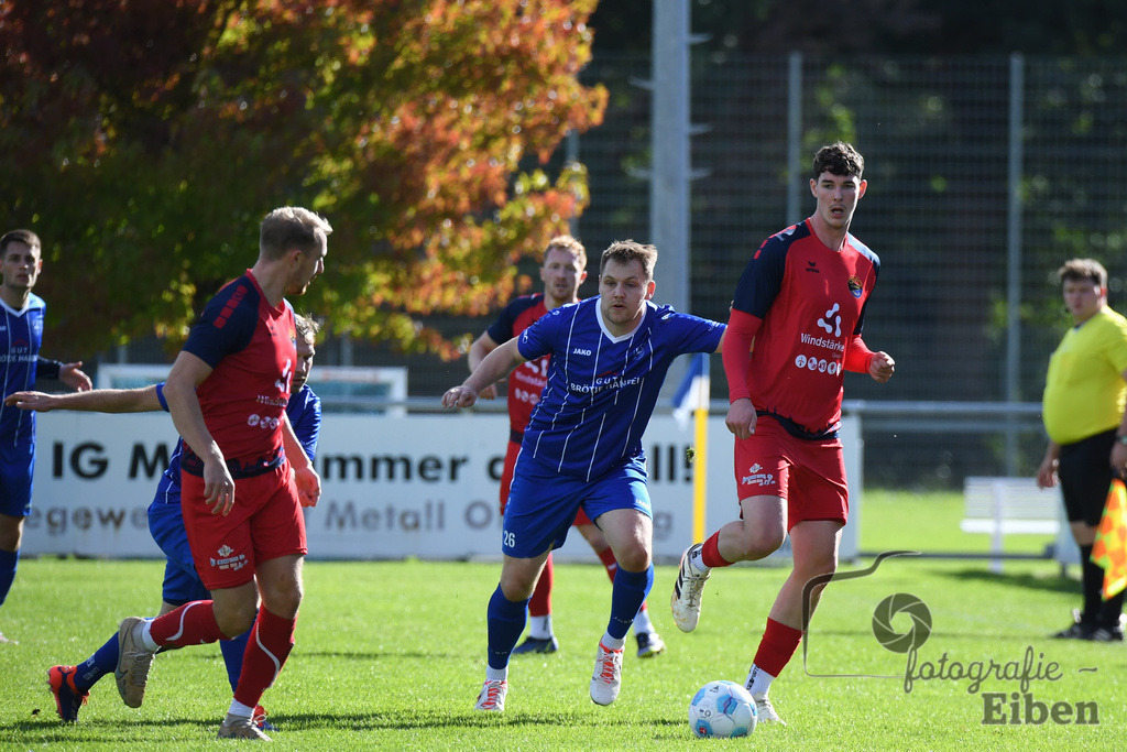FC Rastede-GVO Oldenburg | Herren Bezirksliga 2; FC Rastede (blau)-GVO Oldenburg (rot) am 29.09.2024; in Rastede (Sportanlage Köttersweg), Photo: Philip Eiben 2024 - Realisiert mit Pictrs.com