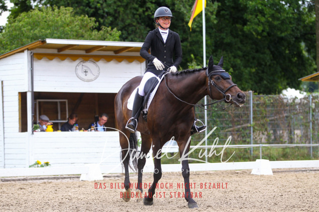 DKP41782 | Turniersportfotografie; Pferdefotografie; Dressurfotografie