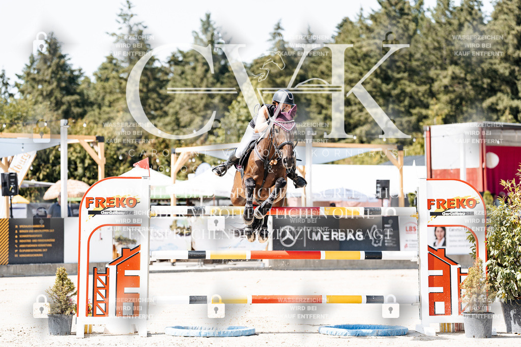 CK904788 | Turnierfotografie Pferdefotografie Trier Rheinland-Pfalz Pferdesport Reitsport Tierfotografie Sportfotografie Pferdevideo Pferdevideografie Equestrianvideography equestrianphotography  - Realisiert mit Pictrs.com