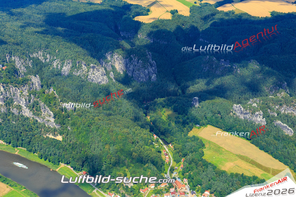 Luftbild von Bastei Rathen - Luftaufnahme wurde 2016 von https://frankenair.de mittels Flugzeug (keine Drohne) erstellt - die Geschenkidee