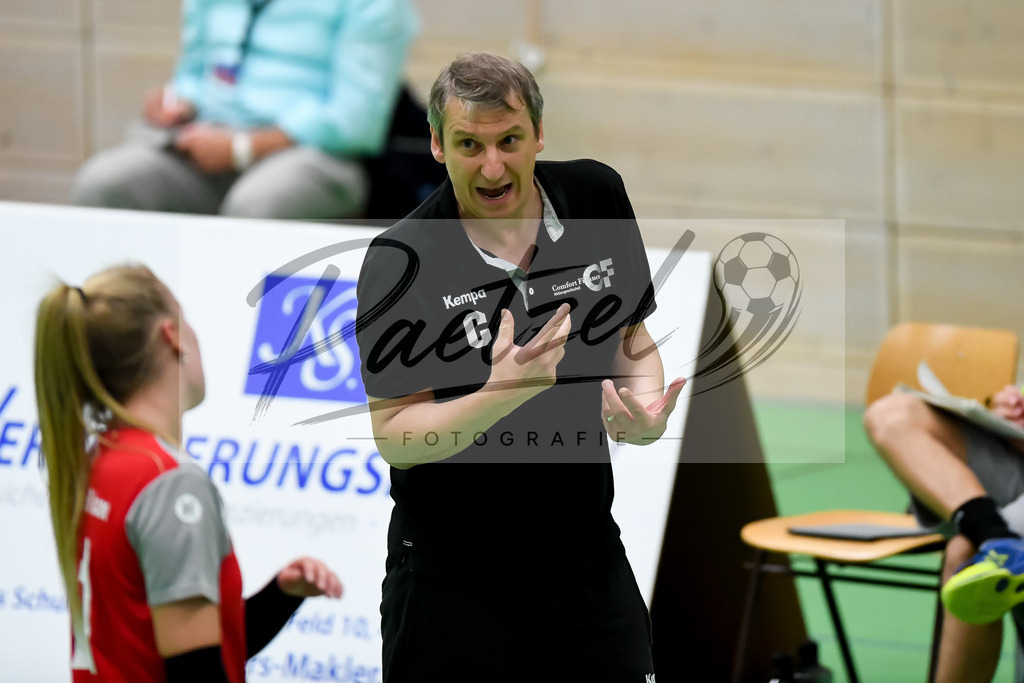 VCOBWA20211106_097 | Volleyball, Frauen:   bei dem Spiel der 3. Liga West zwischen VC Osnabrueck und SV BW Aasee in der Schlosswallhalle am 06.11.2021 in Osnabrueck, Deutschland. - Realisiert mit Pictrs.com
