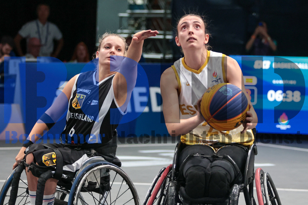 SES_RRG3x320250720-143 | bond - Realisiert mit Pictrs.com