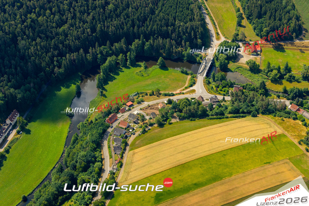 Das Luftbild zeigt :  Trausnitz - Die Luftaufnahme wurde 2023 vom UL-Flugzeug aus erstellt ( keine Drohne ) - Hochauflösende Luftaufnahme - Für grossformatige Ausdrucke geeignet. Die Geschenkidee !Mit Lizenz und Bildrechte bestellbar