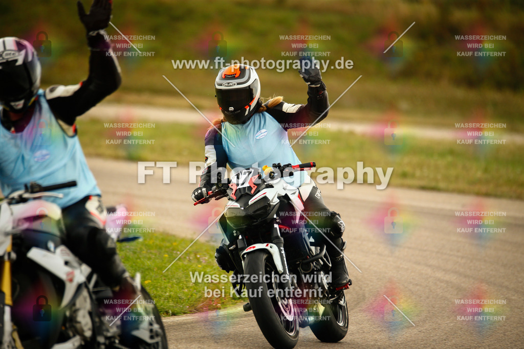 _MOT7733 | Hier findet Ihr Bilder von Touristenfahrten auf der Nürburgring Nordschleife oder von anderen Veranstaltungen die ich besucht habe. Viel Spass beim Durch Schauen 