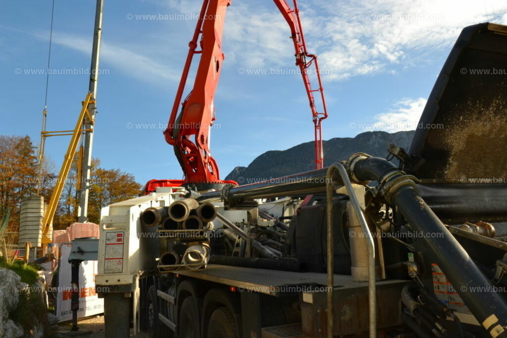 bib-lg04-betonarbeiten-0669 | Nach LV-Leistungsgruppen sortierte Detailfotos über den Bau eines Hauses. Alle Hausbau-Bilder direkt vom Urheber und Autor der Website Haus-Selber-Bauen.com