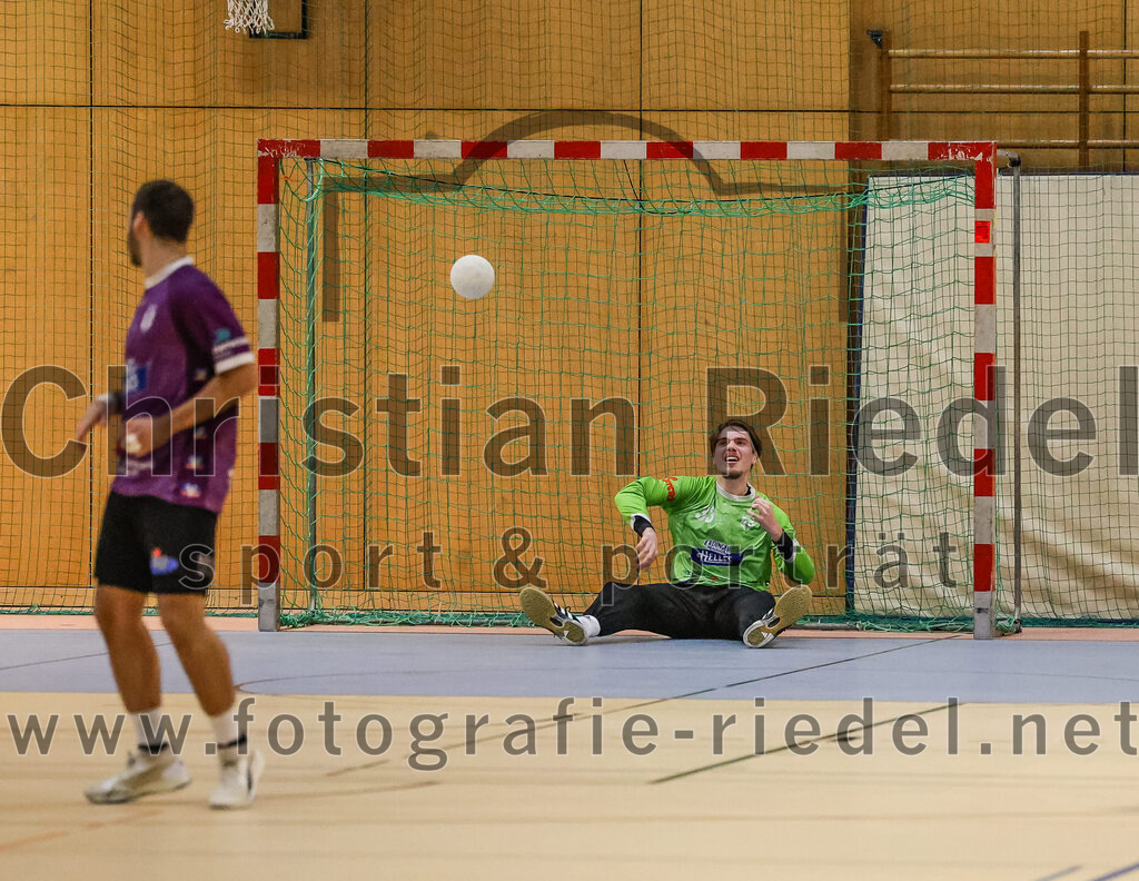 2024-10-13_078_SpVgg_Altenerding_gegen_SSG_Metten | Erding, Deutschland, 13.10.2024:Handball, Bezirksoberliga Männer 2024 / 2025, 4. Spieltag, SpVgg Altenerding gegen SSG Metten, Endergebnis: 40:22Torwart Jannik Fleps (SpVgg Altenerding, #33)Foto: Christian Riedel / fotografie-riedel.net