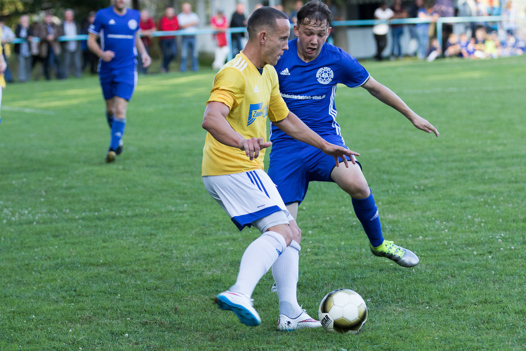 SG Morshausen - TSV Emmelshausen | Sportfotografie Hermann-Josef Stoffel - Realisiert mit Pictrs.com