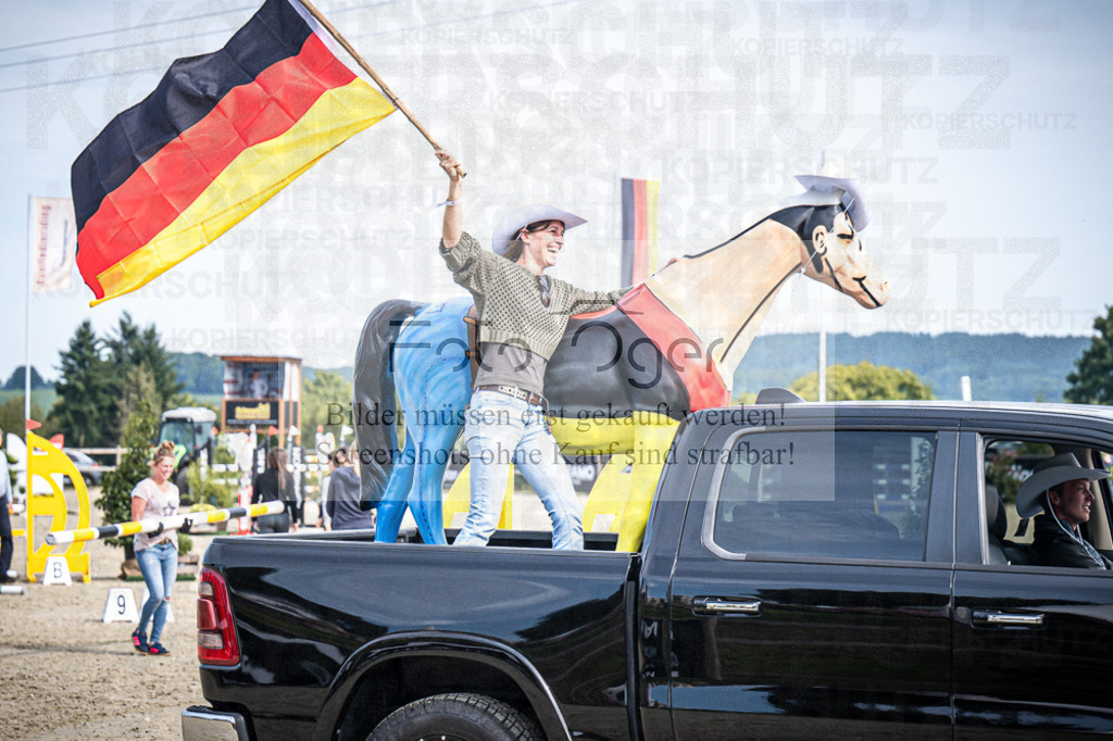 DOS_8191 | Entdecke hochwertige Reitturnierfotos von Foto Oger. Professionell, emotional und authentisch – jetzt Lieblingsmomente im Shop bestellen.Deutschlandweite Turnierfotografie. - Realisiert mit Pictrs.com
