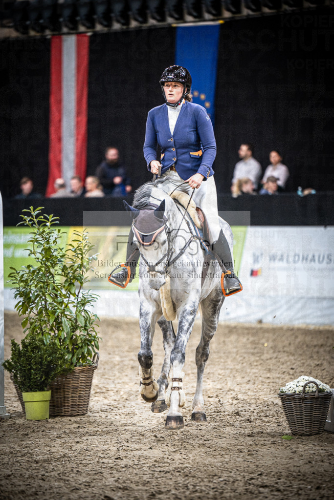 DOS_2071 | Entdecke hochwertige Reitturnierfotos von Foto Oger. Professionell, emotional und authentisch – jetzt Lieblingsmomente im Shop bestellen.Deutschlandweite Turnierfotografie. - Realisiert mit Pictrs.com