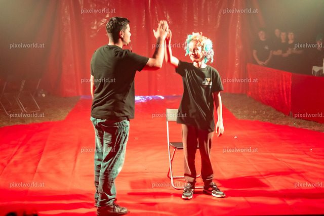 Zirkusvorstellung der MS Feldkirchen Digital | Bildershop von pixelworld.at - Realisiert mit Pictrs.com