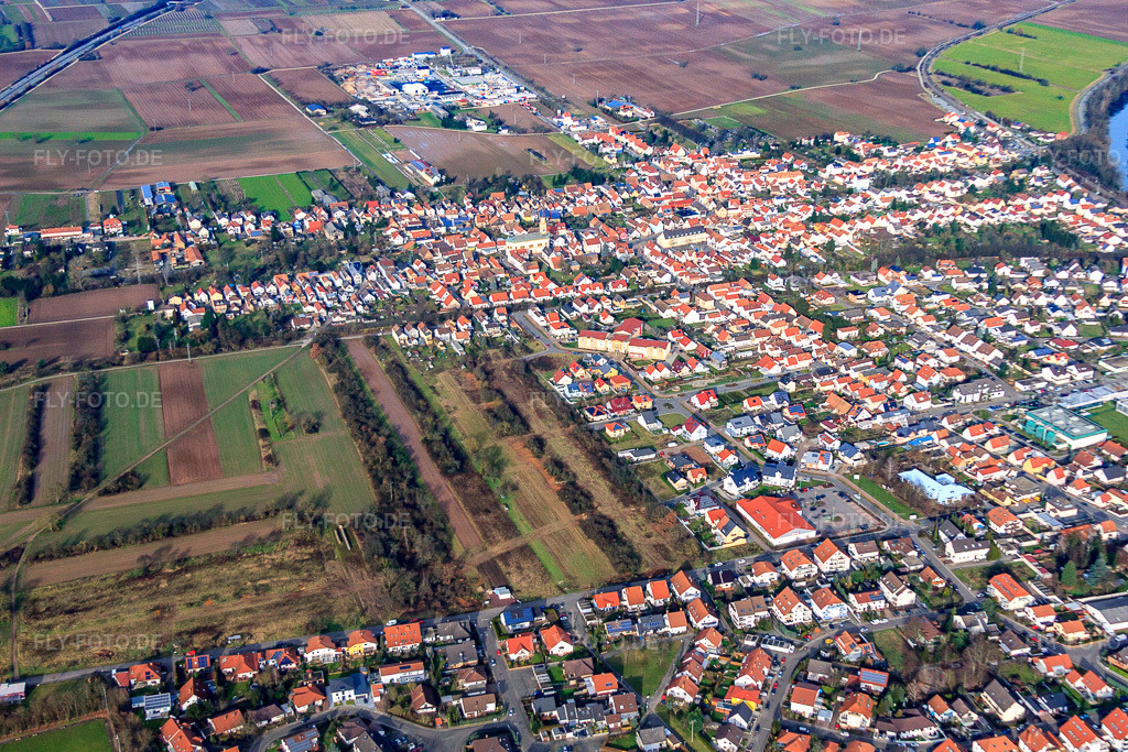 Luftbild: Robertsauer Straße in Lingenfeld im Bundesland Rheinland-Pfalz in Deutschland. Foto: IMG_61718.jpg vom 18.01.2014 durch Werner Riehm/FLY-FOTO.de