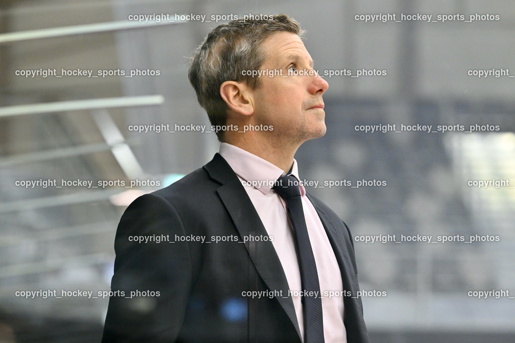 EK Zeller Eisbären vs. EC KAC Future Team 5.11.2022 | Headcoach EC KAC Future Team FUREY Kirk