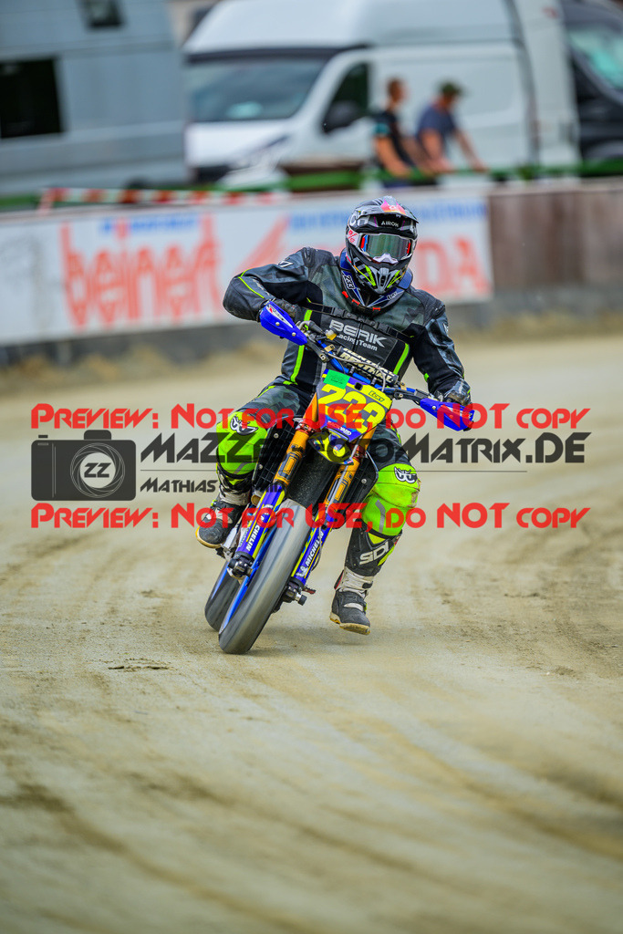 MaZZes_Fotomatrix_20250502_6007705_5763 | UE40