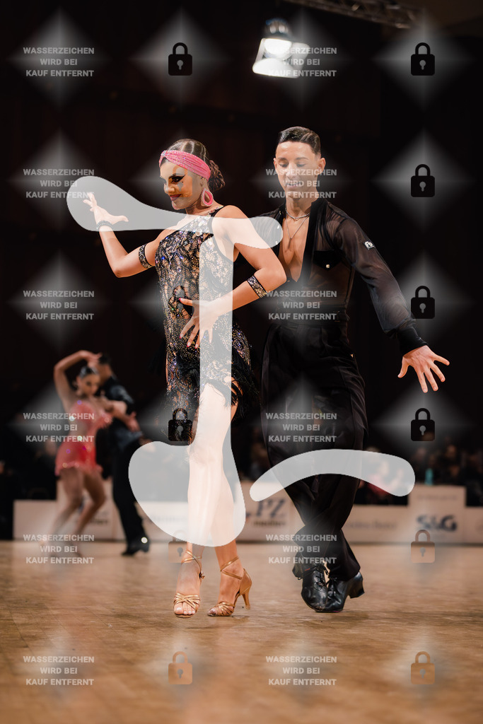 Goldstadtpokal 2025 - WDSF Open Latin Youth 3rd (83) Yaniel Grinevich _ Eden Gurfinkel (Israel)-2025-01-25-6749 | Webshop for digital downloads and prints of dance sport, event & show photographer Julian Link - Realisiert mit Pictrs.com