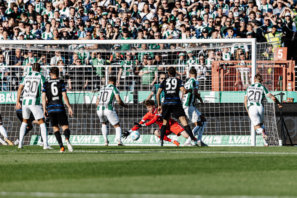 20250509-scp-bsc-0092 | Das ist die Fotodatenbank für authentische Sportfotografie aus Münster: Markus Paletta fotografiert Teams, Sportler:innen, Kinder, Events & Unternehmen. - Realisiert mit Pictrs.com