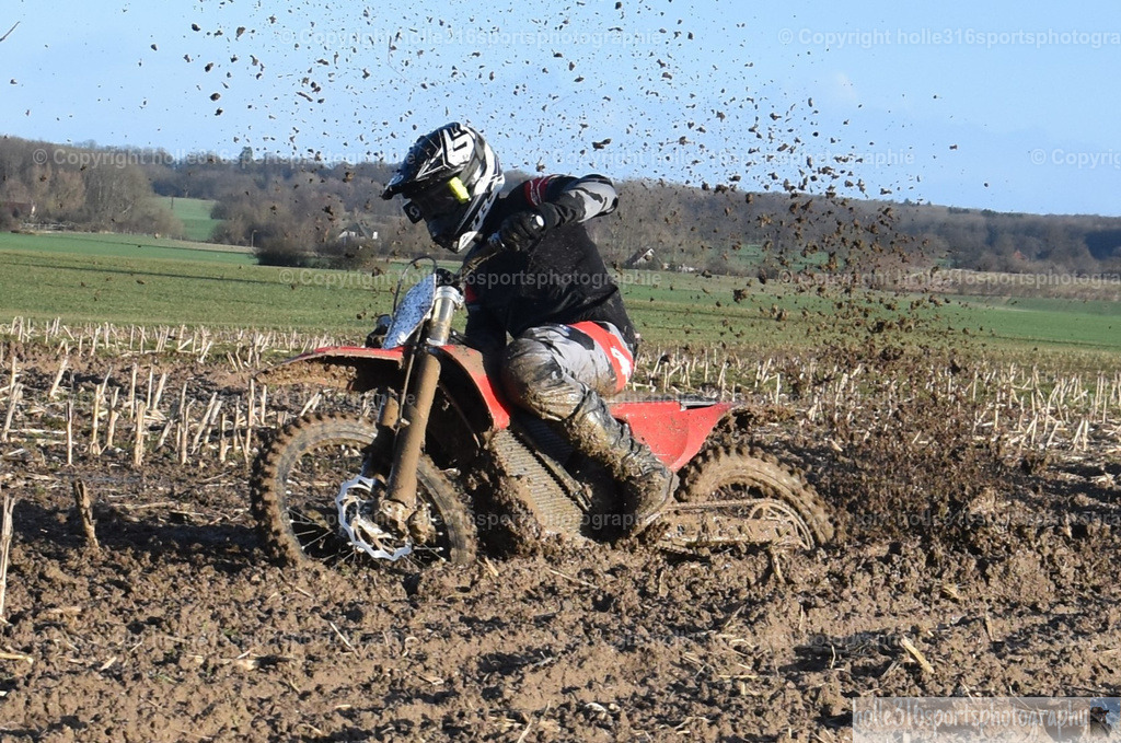 DSC_0061 | Sportfotografie , Motorsport, Motoross, Reitsport, Mointainbike, Enduro,
Landschaft , Outdoor, Eventfotografie, Landschaft, Bilder online bestellen - Realisiert mit Pictrs.com