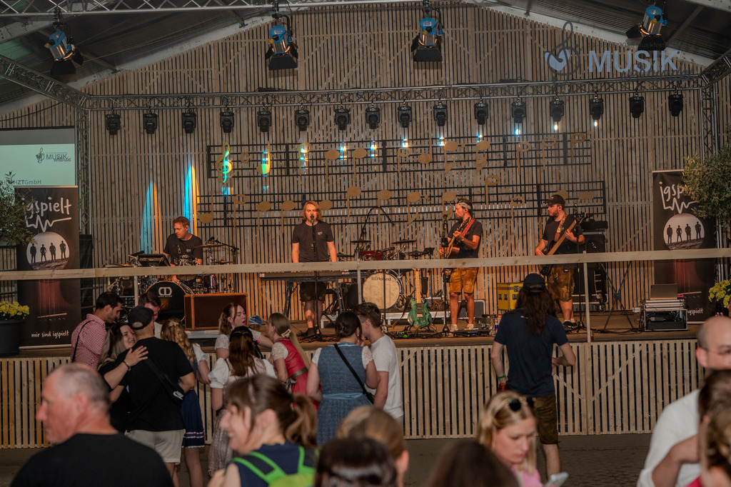 DSC_3167 | "Fussifoto.com – Ihr Ansprechpartner für hochwertige Fotografie! Entdecken Sie kreative Bilder und professionelle Dienstleistungen. Kontaktieren Sie uns für Ihre Projekte!"