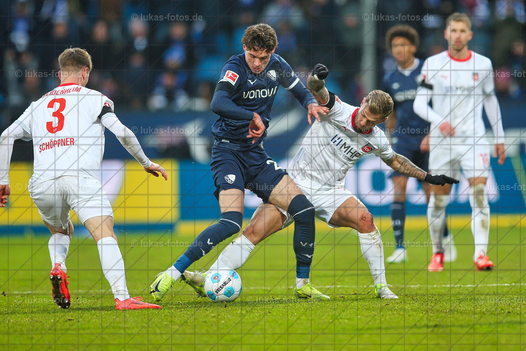 22. Dezember 2024 | VfL Bochum – FC Heidenheim | Zum Jahresabschluss gelang dem VfL Bochum der erste Saisonsieg. Das Duell mit Heidenheim wurde 2:0 gewonnen - Realisiert mit Pictrs.com