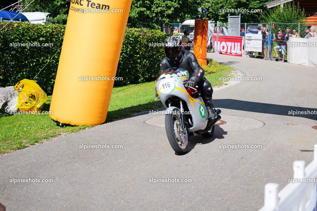 P1025839 | Erleben Sie atemberaubende, hochqualitative Fotos Ihrer Fahrt entlang der malerischen Alpenstraßen. Besuchen Sie alpineshots.com, um professionelle Aufnahmen Ihrer unvergesslichen Reise zu finden und zu kaufen - Realisiert mit Pictrs.com