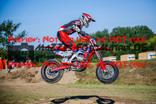 MaZZes_FotoMatrix_220904_2838 | S3