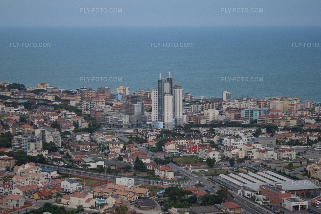 Aerial view: View of the town in Lido di Jesolo in the state Veneto, Italy.Photo: IMG_50353.jpg taken on 06/07/2012 by Werner Riehm/FLY-FOTO.comResolution of the original: 4484 x 2989 px