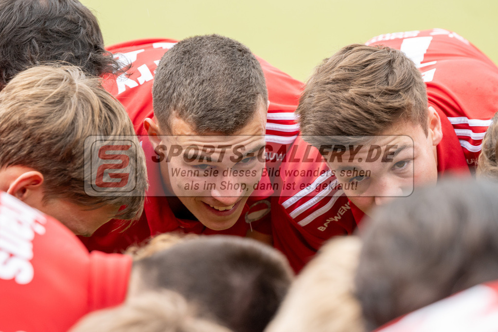 SFE_20250524_0027 | Köln, Deutschland, 24.05.2025:  Hockey 1. Bundesliga Herren Rot-Weiss Köln - Mannheimer THC im KTHC Stadion Rot-Weiss Köln Tennis and Hockey Club am 24.05.2025 in Köln, Deutschland. (Foto von Stephan Fehrmann)Köln, Germany, 24.05.2025: Hockey 1. Bundesliga Herren Rot-Weiss Köln - Mannheimer THC in KTHC Stadion Rot-Weiss Köln Tennis and Hockey Club at 24.05.2025 in Köln, Deutschland. (Foto from Stephan Fehrmann)