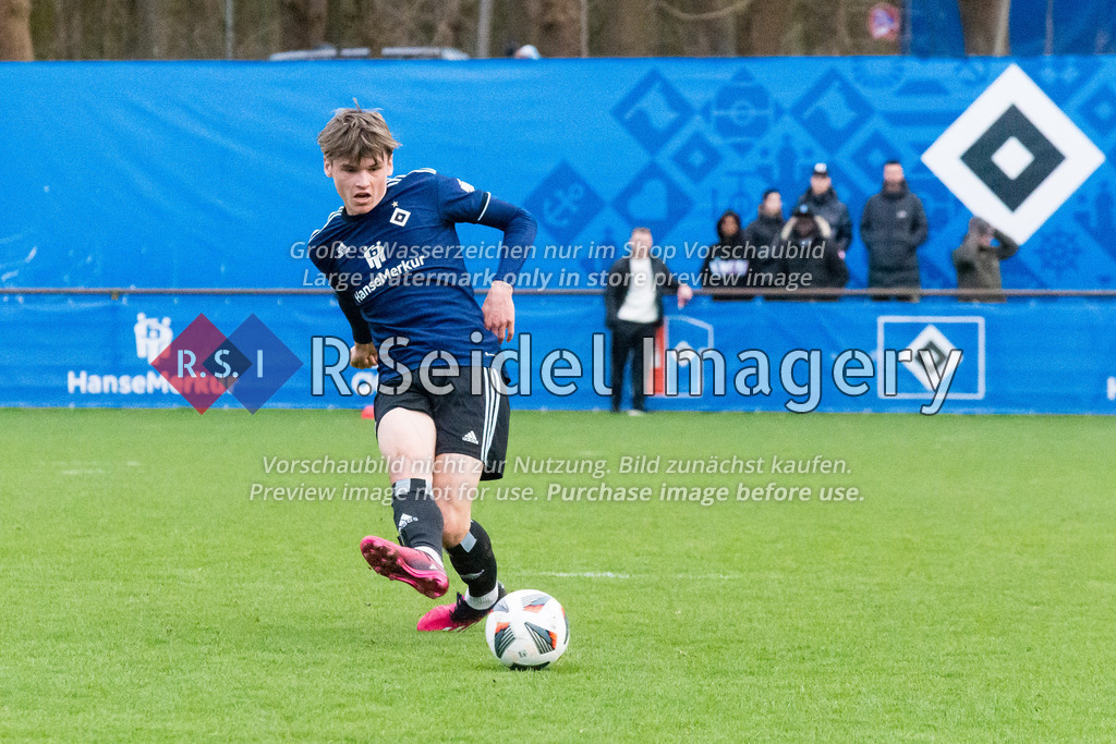 Fußball, Saison 2022/23, Freundschaftsspiel, Hamburger SV II (U21) - Eimsbütteler TV, Trainingsplatz am Volksparkstadion (Hamburg), 28.03.2023 | Maximilian Großer (#19, HSV II)