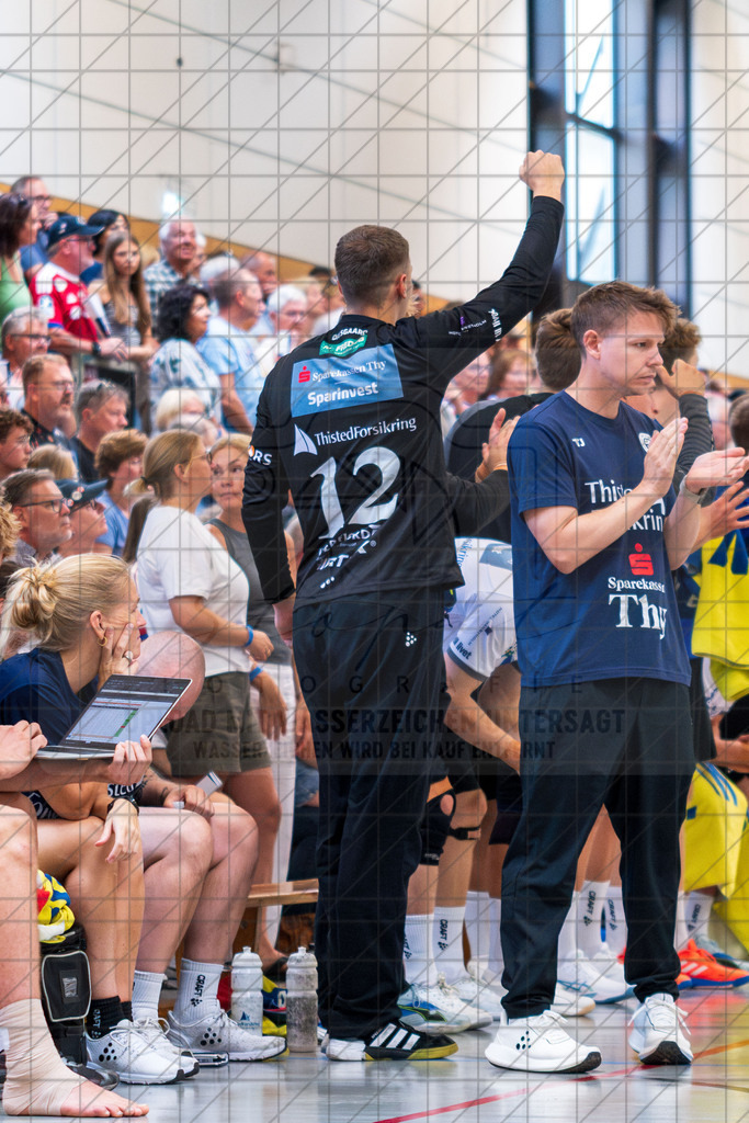 IHC 2026 - Handball-Club Hamburg vs. Mors-Thy Håndbold | Johannes Lange Dalsgaard (Mors-Thy Håndbold #12); IHC 2026 - Handball-Club Hamburg vs. Mors-Thy Håndbold am 08.08.26 in Sporthalle KGS, Schneverdingen - Realisiert mit Pictrs.com