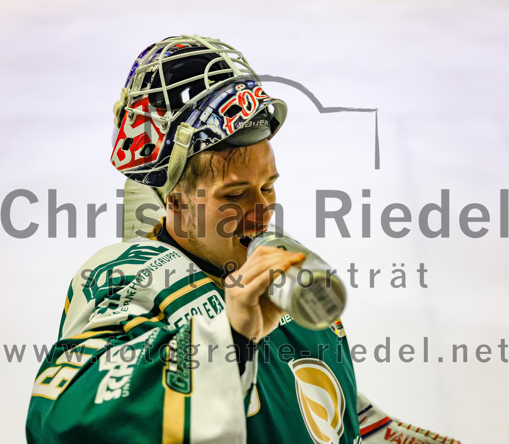 2026-02-27_120_TSV_Erding_gegen_EV_Fuessen | Erding, Deutschland, 27.02.2026:Eishockey, Oberliga Süd 2025 / 2026, 51. Spieltag, TSV Erding gegen EV Füssen, Endergebnis: 2:4Torwart Raphael Fössinger (Erding Gladiators, #60)Foto: Christian Riedel / fotografie-riedel.net