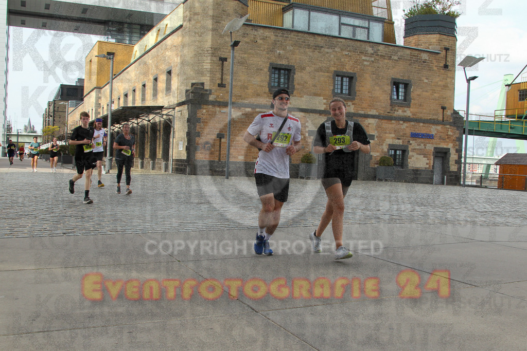 250920_1532_EV4_9074 | Sportfotografie im Rhein-Sieg Kreis, Köln, Bonn, NRW, Rheinland Pfalz, Hessen, etc. Unser Tätigkeitsfeld umfasst den Laufsport vom Volkslauf über den Marathon, Duathlon, Triathon bis zum Ultralauf wie Kölnpfad Ultra oder Schindertrail.