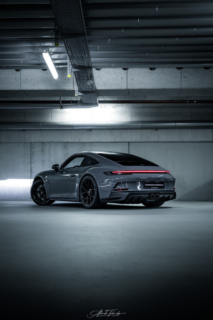 911 GT3 Touring Clausi | Entdecken Sie die faszinierende Welt von Alexander Tschuncky Arts: Kreative Fotografie, atemberaubende Automobilkunst und hochwertiger Bilderdruck. Lassen Sie sich inspirieren! - Realisiert mit Pictrs.com