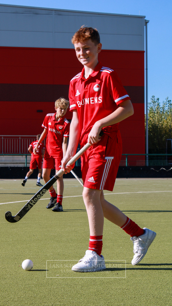 MU14 FINALE Westdeutsche Meisterschaft  Rot-Weiß Köln - HTC Uhlenhorst Mülheim 24.09.23 Düsseldorf-006 | lanaschraderfotografie - Realisiert mit Pictrs.com