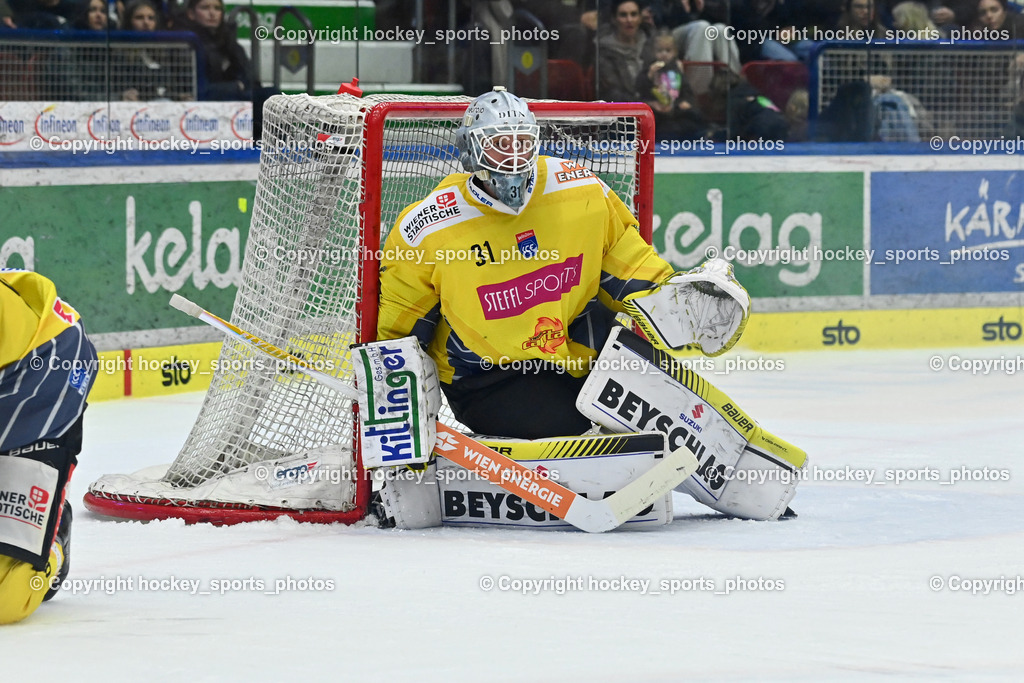 EC IDM WÄRMEPUMPEN VSV vs. Vienna Capitals | #31 Evan Cowley Vienna Capitals, EC IDM WÄRMEPUMPEN VSV vs. Vienna Capitals, EC IDM WÄRMEPUMPEN VSV vs. Vienna Capitals am 16.11.2025 in Villach (Stadthalle Villach), Austria, (Photo by Bernd Stefan)