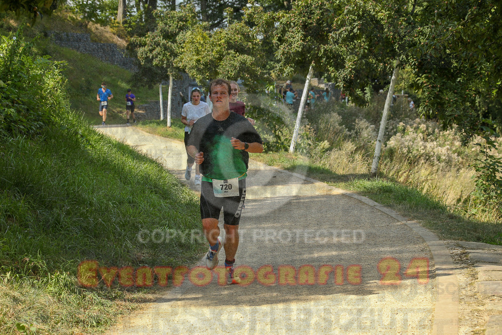 250824_1447_EX1_7544 | Sportfotografie im Rhein-Sieg Kreis, Köln, Bonn, NRW, Rheinland Pfalz, Hessen, etc. Unser Tätigkeitsfeld umfasst den Laufsport vom Volkslauf über den Marathon, Duathlon, Triathon bis zum Ultralauf wie Kölnpfad Ultra oder Schindertrail.
