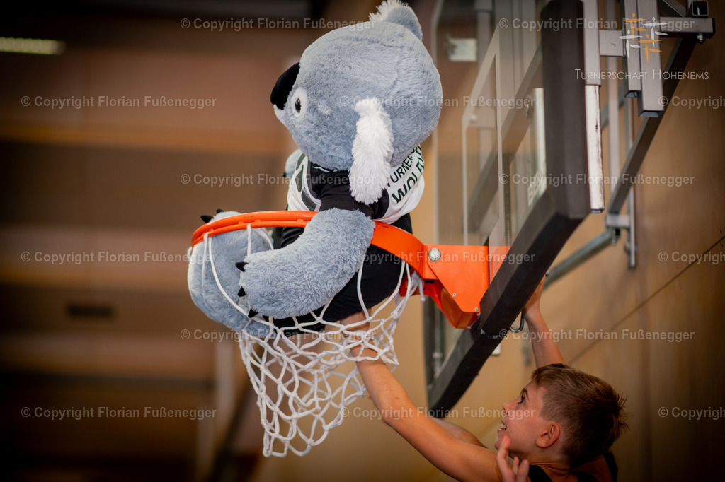 Promo-75 | "Fussifoto.com – Ihr Ansprechpartner für hochwertige Fotografie! Entdecken Sie kreative Bilder und professionelle Dienstleistungen. Kontaktieren Sie uns für Ihre Projekte!"