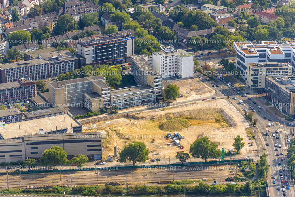 Essen220804214 | Luftbild, ehemaliger Standort der Verlagsgruppe WAZ, Westdeutsche Allgemeine Zeitung Essen, Funkemedien, Friedrichstraße, Sachsenstraße, geplantes Projekt Literatur Quartier Essen,   Südviertel, Essen, Ruhrgebiet, Nordrhein-Westfalen, Deutschland
