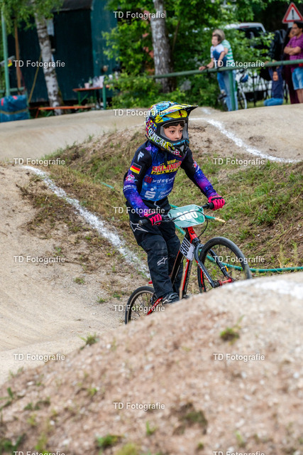 BayBMX2026-05225 | Fotogalerie von Thomas Dettweiler mit Eventbildern und lizenzfreien Fotos. Perfekt als Wandbild, für Büro, Website oder private Nutzung. - Realisiert mit Pictrs.com