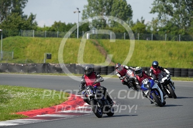 2024_06_21_PBK_13130 | Sportfotografie; SlowMotion; Video; Rennstrecke; Hafeneger; Speer; Racing; RSE; BMW; CBO; Trackday; Motorsportarena; Hockenheimring; Brno; Most; Barcelona; Valencia