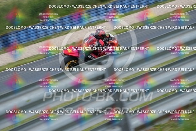 2024_07_08_PBK_55349 | Sportfotografie; SlowMotion; Video; Rennstrecke; Hafeneger; Speer; Racing; RSE; BMW; CBO; Trackday; Motorsportarena; Hockenheimring; Brno; Most; Barcelona; Valencia