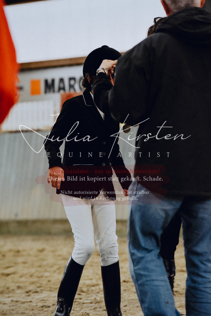 DSC_7048 | Pferde- und Turnierfotografie in Westsachsen. Pferdeportraits, Auftragszeichnungen und intuitive Kunst.