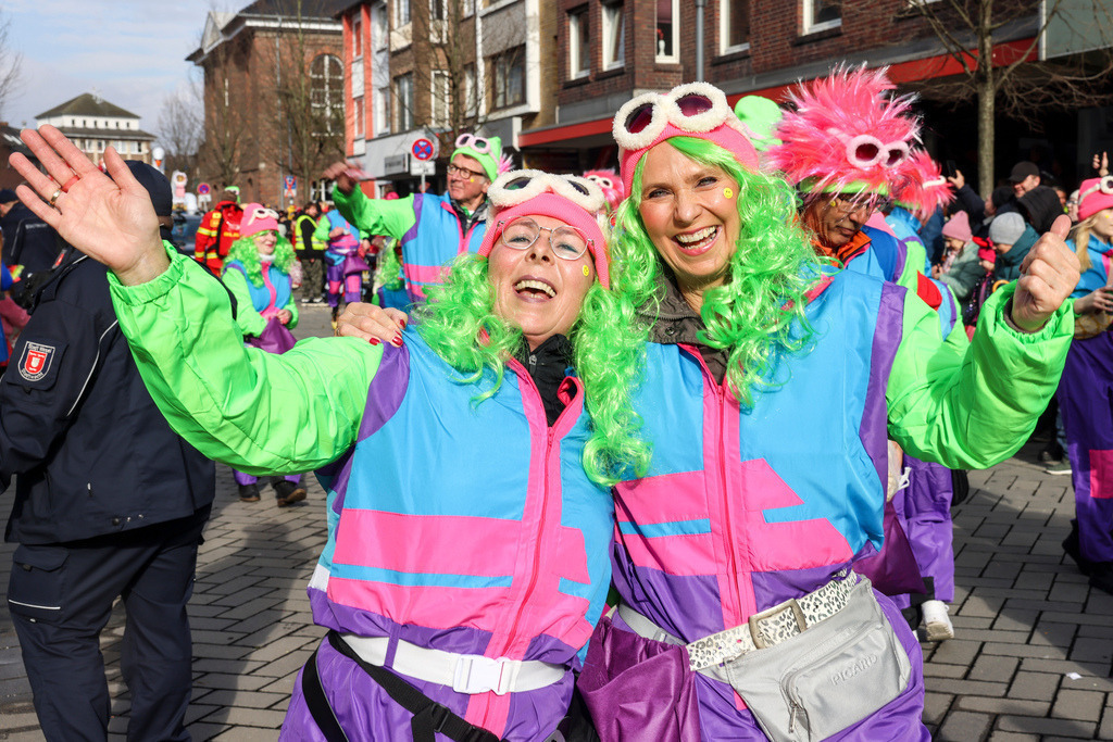 top-top.de 240212-016 | Foto, Video, Fotografie, Videografie, Fotobox, DJ, Discjockey, Musik, Musikbox, Veranstaltung, Photobooth, Amazon, Ebay, Buchtipp, Bestseller, Autor, Verlag, Buch, Wesel, Hamminkeln, NRW, Dinslaken, Rees, Drohne, Hochzeit, Party, Fotobox, Wesel, Fotograf