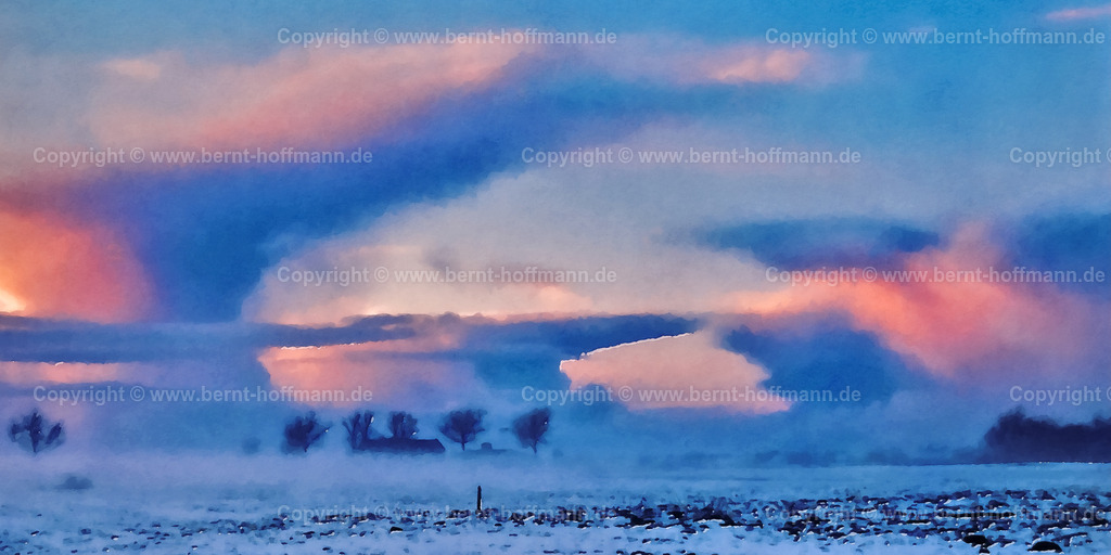 PDM2_Schneeschauer_Abend_200x100 | DIGITALKUNST. Winterhimmel. __ Eisnebel über schneebedeckten Feldern in Nordfriesland. Schneeschauer -Wolken über der nahen Nordseeküste werden von der Abendsonne in orange- rötliches Licht getaucht. __ Seitenverhältnis = 2 zu 1 - Realisiert mit Pictrs.com