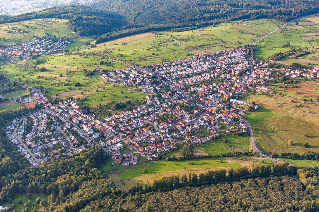 Luftbild: Ortsansicht von Süden im Ortsteil Schöllbronn in Ettlingen im Bundesland Baden-Württemberg in Deutschland. Foto: IMG_53176.jpg vom 09.09.2012 durch Werner Riehm/FLY-FOTO.de