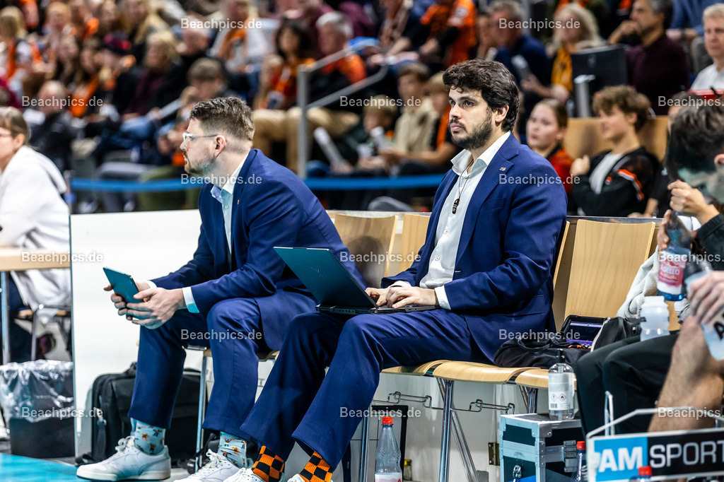 2024-00111610-Bundesliga-BR-Volleys-Haching-München |  16.11.2024; Berlin Foto: Gerold Rebsch - www.beachpics.de