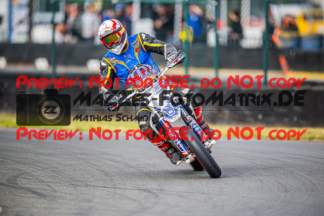 MaZZes_FotoMatrix_231001_1925 | S4