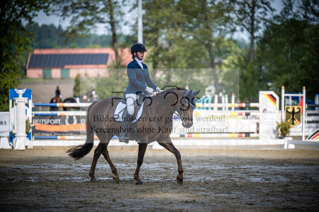 DOS_1543 | Reitturnier Venne - Realisiert mit Pictrs.com
