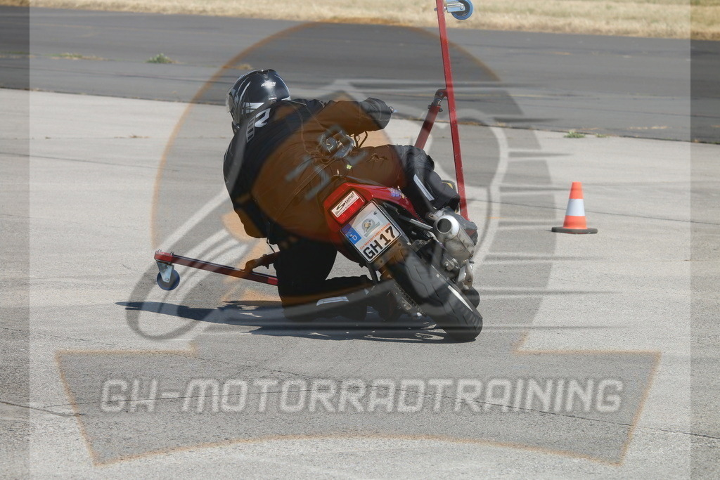 IMG_3168 | gh-motorradtraining-foto.de - Realisiert mit Pictrs.com